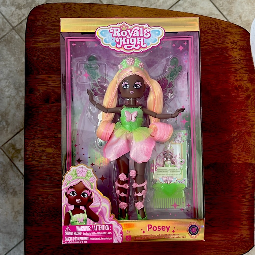 Royale High Posey Nature Fairy NWT No Code